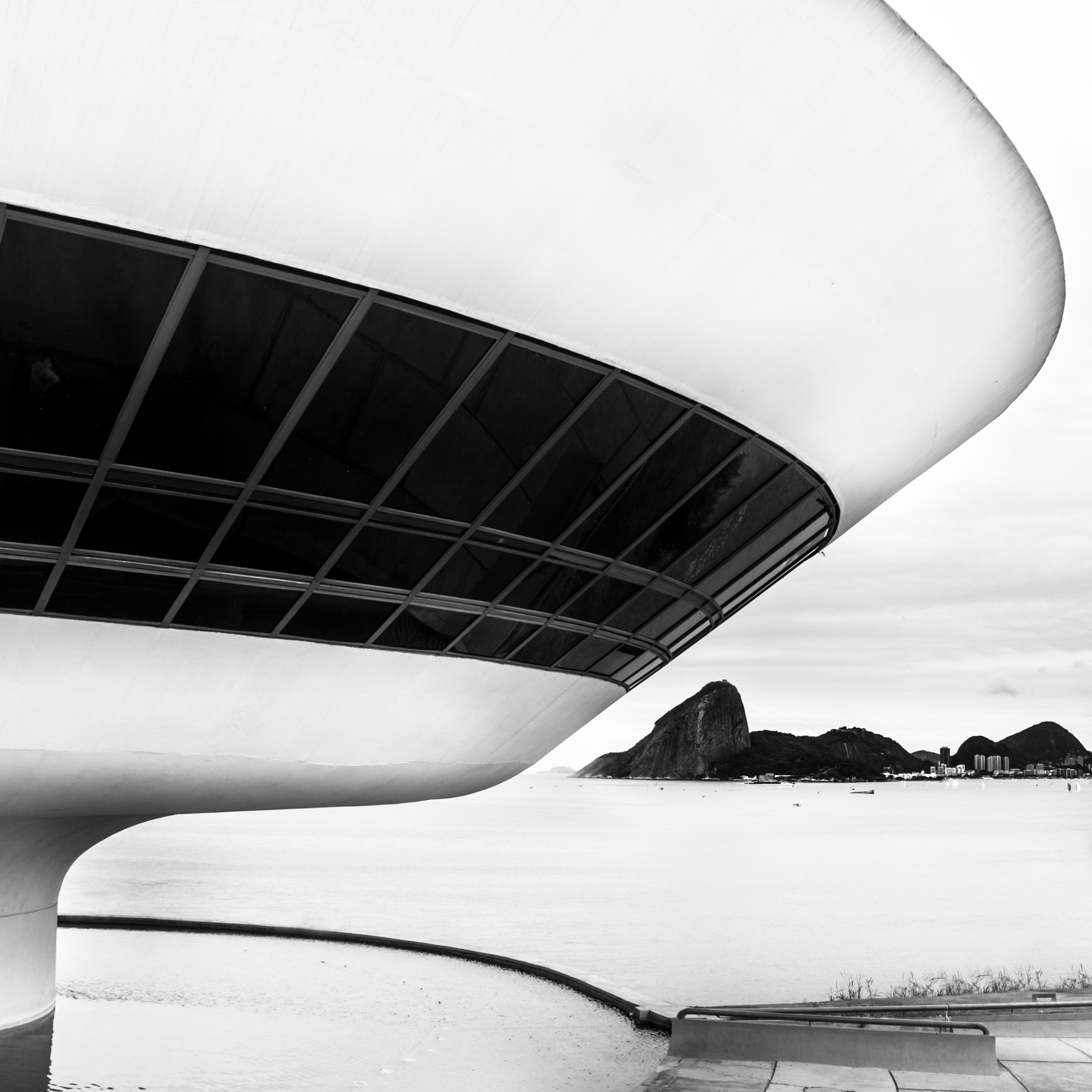 Niteroi Contemporary Art Museum